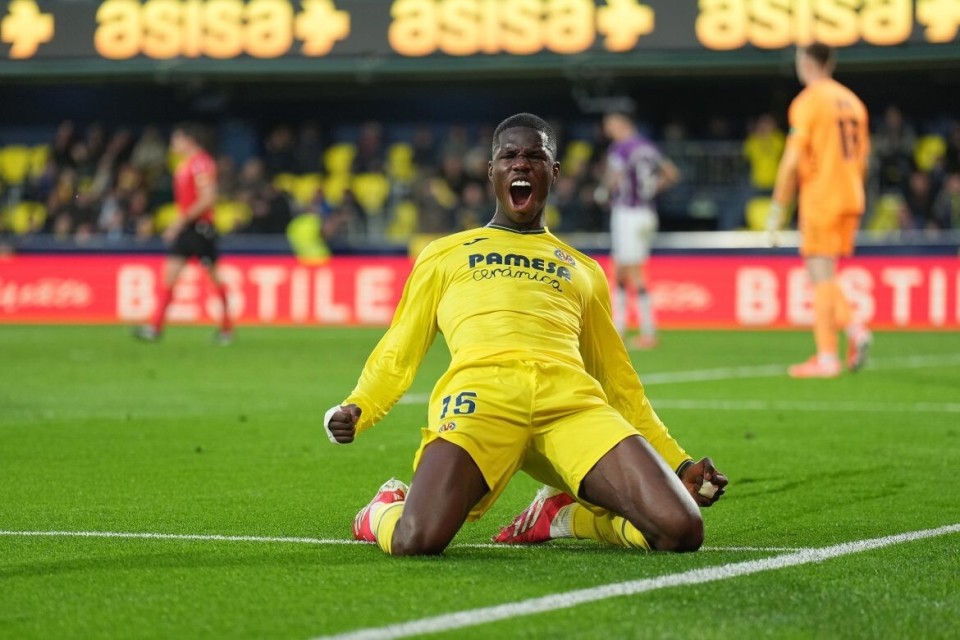 yy易游官方官网包含清晨比利亚雷亚尔备战英超;造点机会细节曝光;媒体盛赞;训练强度明显提升的词条